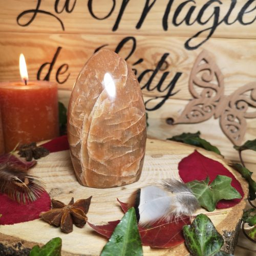 Pierre de Lune Orange en forme libre