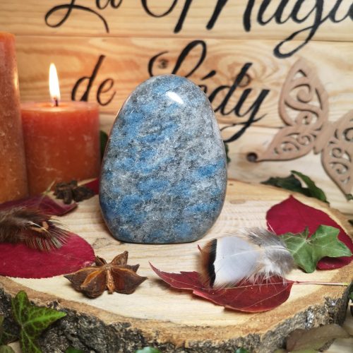 Quartz Bleu en forme libre