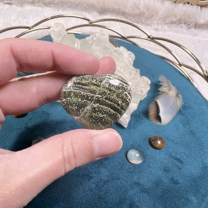 Petit coeur en Jaspe orbiculaire – Image 2