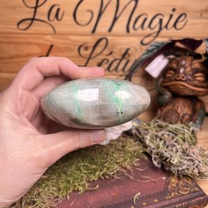 Coeur en Gargnierite avec reflet labradorescence – Image 4