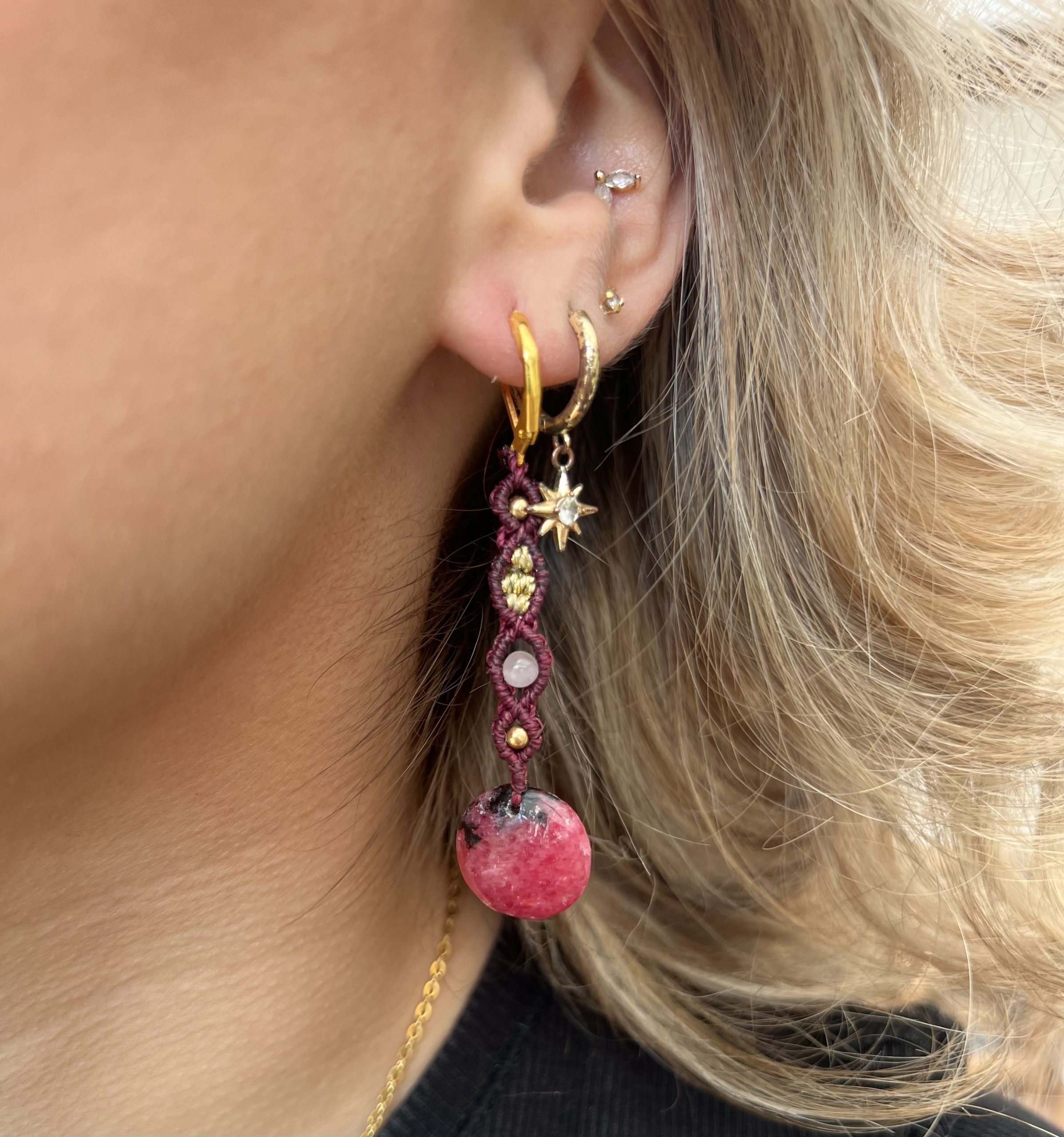 Boucle d'oreille en rhodonite