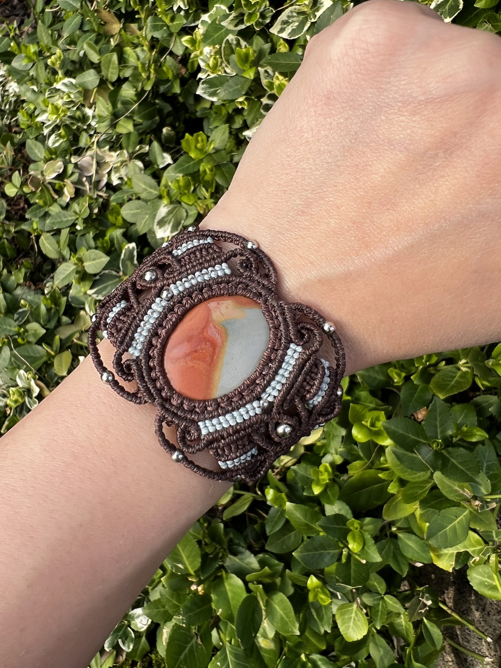 Bracelet Marie – Jaspe Polychrome – Micro-macramé artisanal